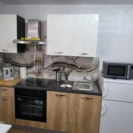 Апартаменты Apartma Old Town Изола
